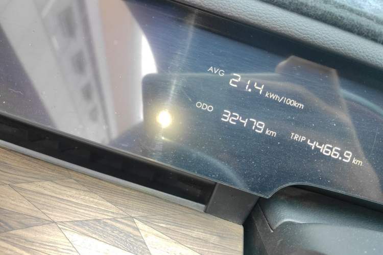 Used NETA S 2022 All-Electric 650 km Four-Wheel Drive Premium Version Odometer Close Up
