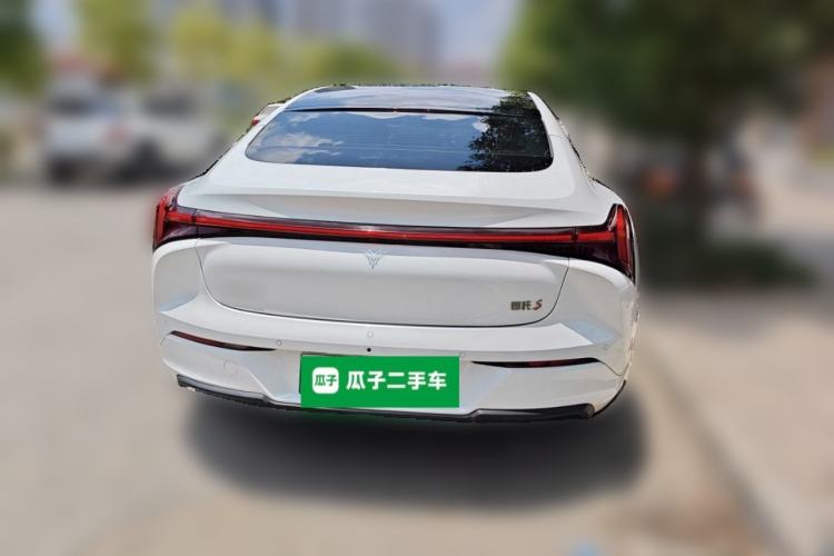 Used NETA S 2022 Extended-Range Version 1160 km Range Rear-Wheel Drive Mid-Grade Rear