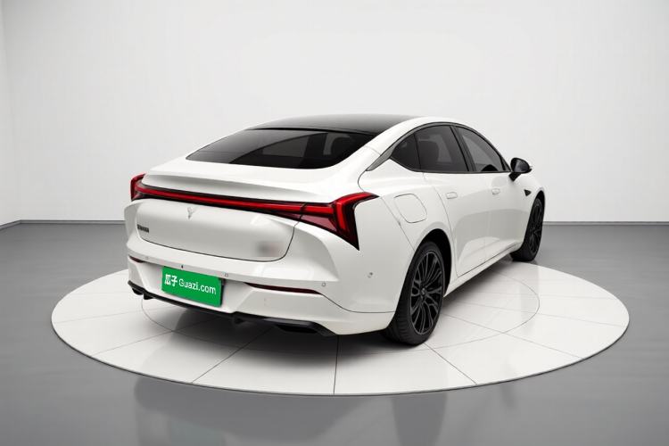 Used NETA S 2022 All-Electric 715 km Range Rear-Drive Deluxe Version Rear Right 45 Deg