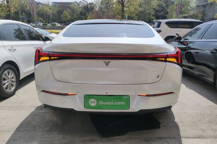 Used NETA S 2022 Extended-Range Version 1160 km Range Rear-Wheel Drive Mid-Grade Rear