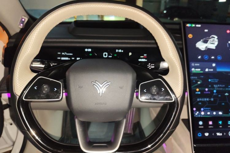 Used NETA S 2022 All-Electric 715 km Range Rear-Drive Deluxe Version Steering Wheel