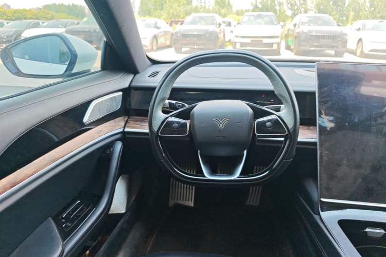 Used NETA S 2022 Extended-Range Version 1160 km Range Rear-Wheel-Drive Compact Edition Steering Wheel