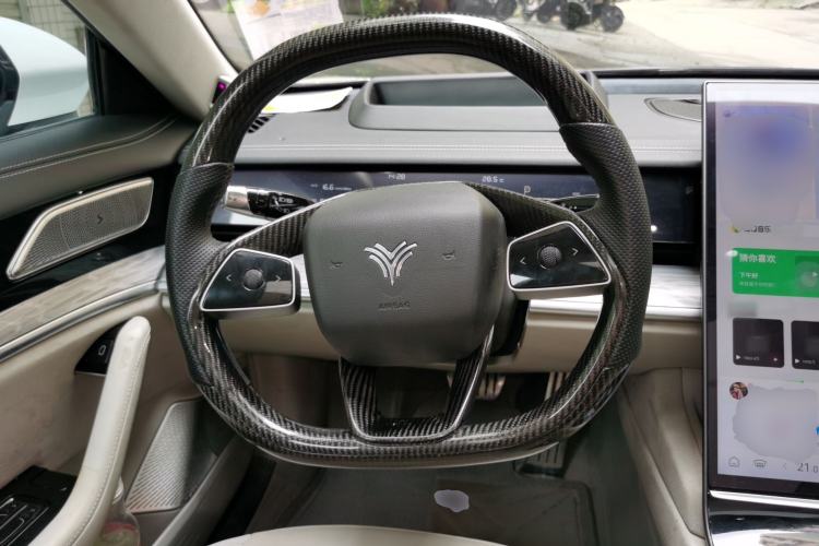 Used NETA S 2022 All-Electric 715 km Range Rear-Drive Deluxe Version Steering Wheel