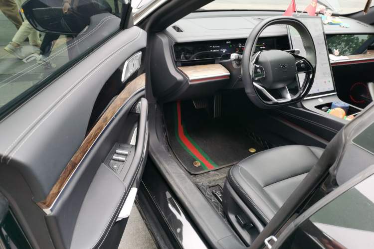 Used NETA S 2023 Pure Electric 520km Rear-Drive Lite Version Driver Seat