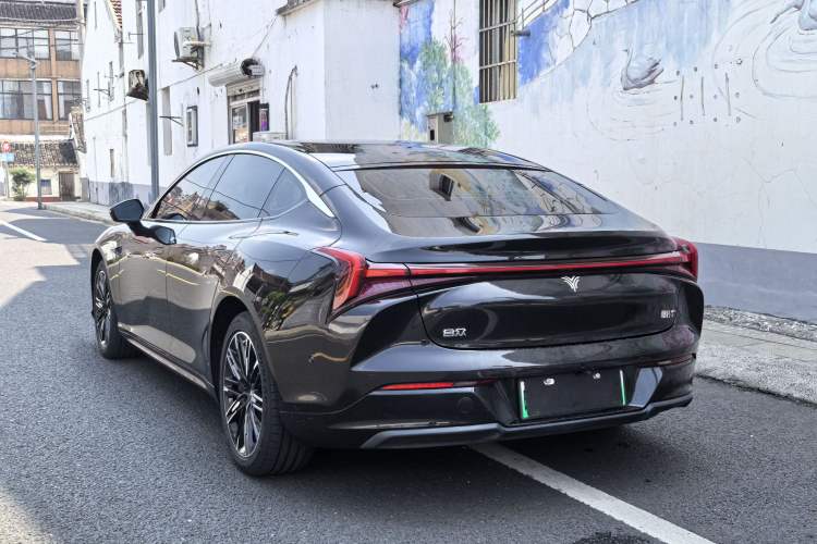 Used NETA S 2023 All-Electric 520 km Range Rear-Drive Version Exterior 9
