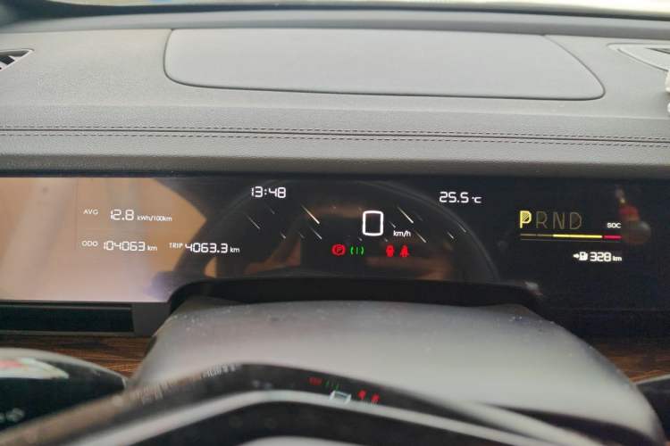 Used NETA S 2023 All-Electric 520 km Range Rear-Drive Version Instrument Cluster