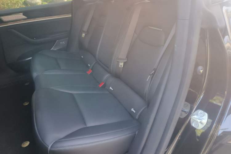 Used NETA S 2023 Pure Electric 520km Rear-Drive Lite Version Interior 4