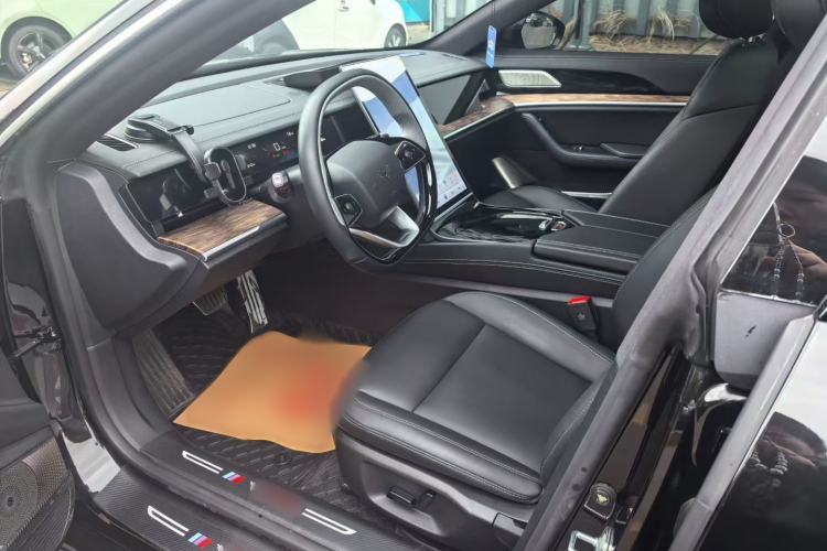 Used NETA S 2023 Pure Electric 520km Rear-Drive Lite Version Interior 5