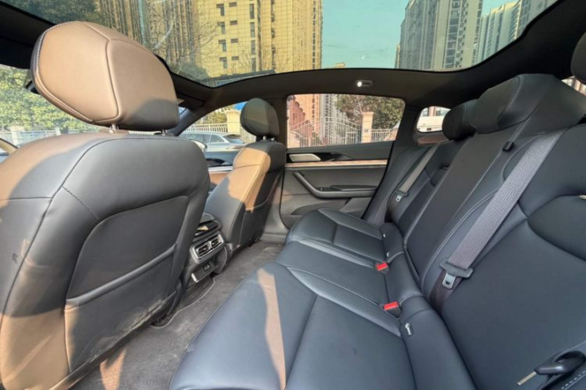 Used NETA S 2023 Pure Electric 520km Rear-Drive Lite Version Interior 6