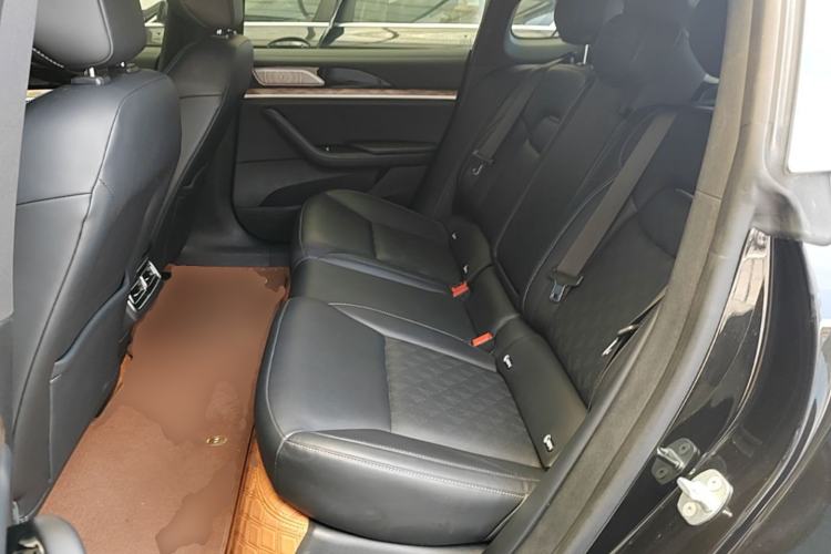 Used NETA S 2023 All-Electric 520 km Range Rear-Drive Version Left Rear Seat