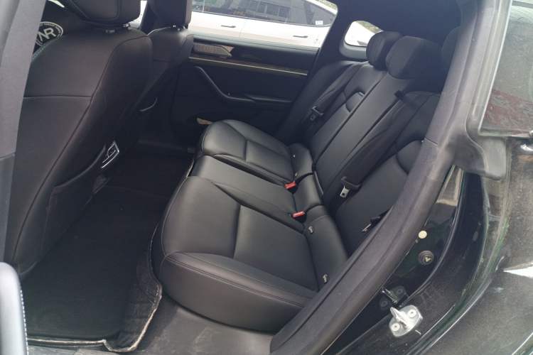 Used NETA S 2023 Pure Electric 520km Rear-Drive Lite Version Left Rear Seat