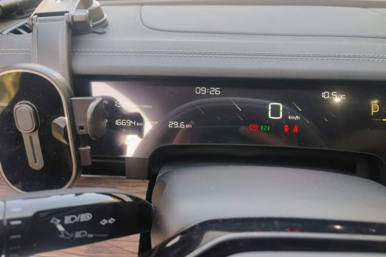 Used NETA S 2023 Pure Electric 520km Rear-Drive Lite Version Odometer Close Up