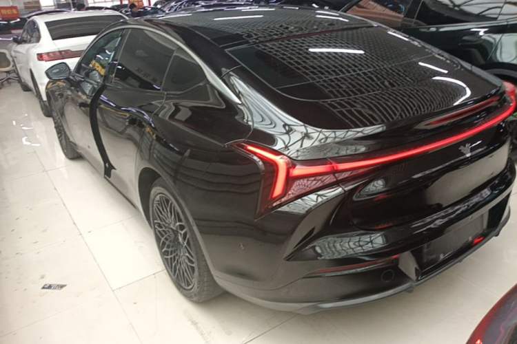 Used NETA S 2023 All-Electric 520 km Range Rear-Drive Version Rear Left 45 Deg