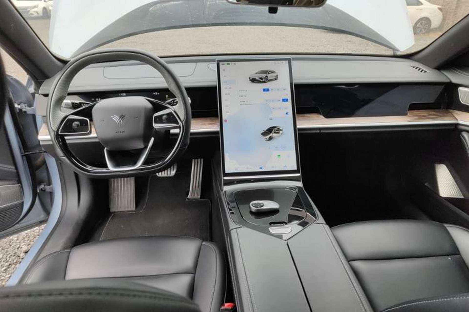 Used NETA S 2023 Pure Electric 520km Rear-Drive Lite Version Center Console