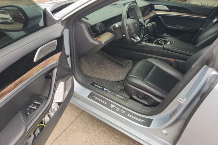 Used NETA S 2023 Pure Electric 520km Rear-Drive Lite Version Driver Seat