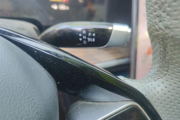 Used NETA S 2023 All-Electric 520 km Range Rear-Drive Version Gear Lever