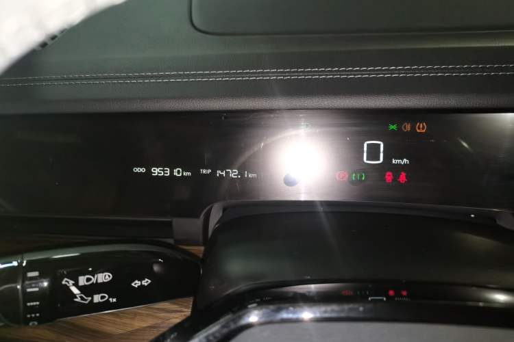 Used NETA S 2023 Pure Electric 520km Rear-Drive Lite Version Instrument Cluster