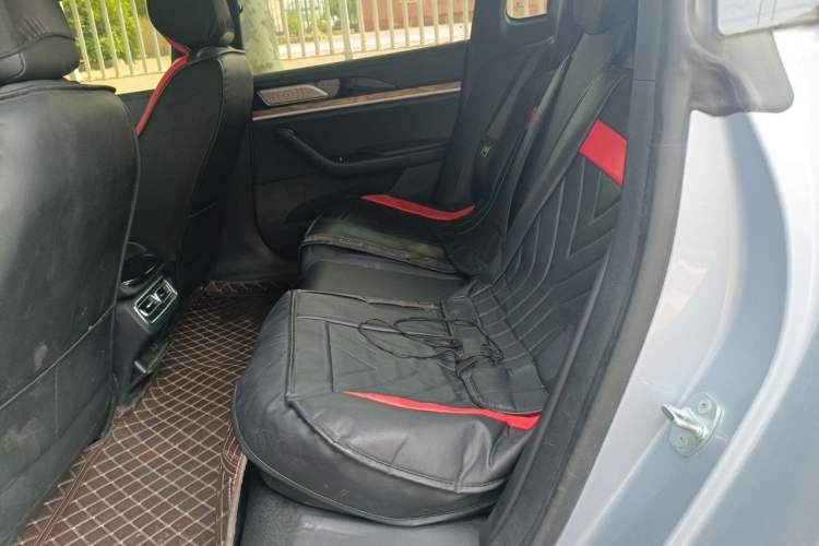 Used NETA S 2023 All-Electric 520 km Range Rear-Drive Version Left Rear Seat