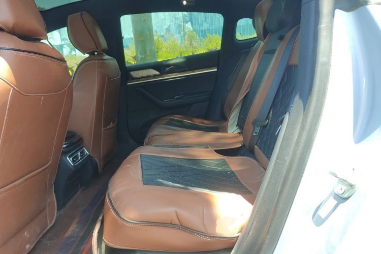 Used NETA S 2023 All-Electric 520 km Range Rear-Drive Version Left Rear Seat