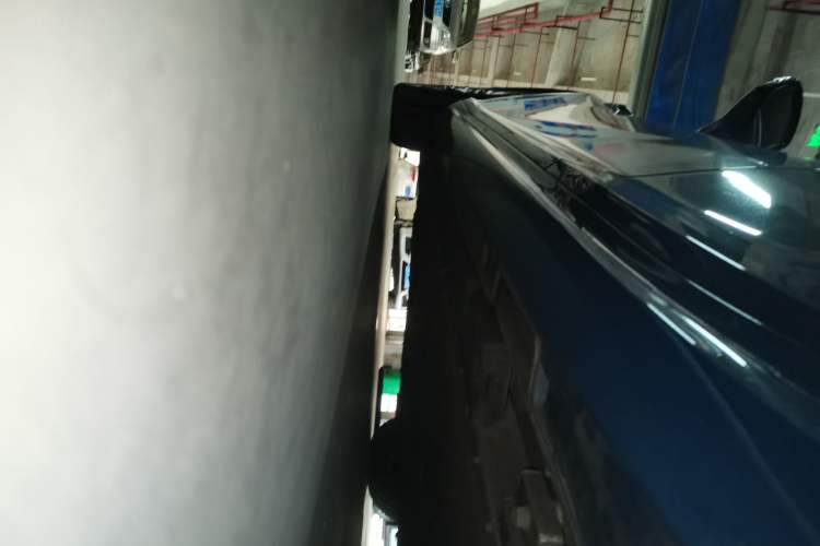 Used NETA S 2023 Pure Electric 520km Rear-Drive Lite Version Left Side Sill