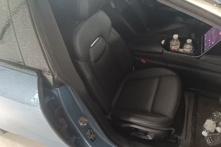 Used NETA S 2023 Pure Electric 520km Rear-Drive Lite Version Right Front Seat