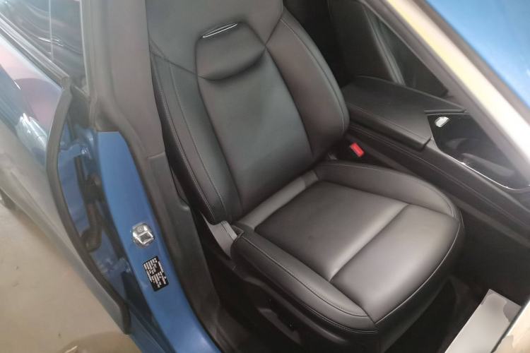 Used NETA S 2023 Pure Electric 520km Rear-Drive Lite Version Right Front Seat