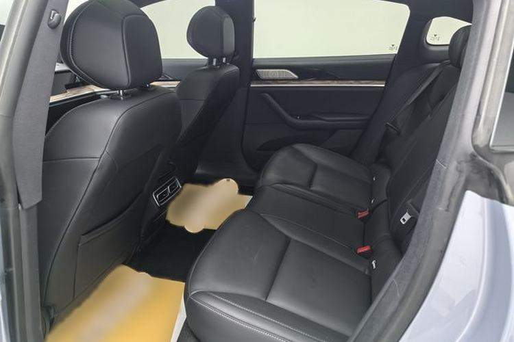 Used NETA S 2023 Pure Electric 520km Rear-Drive Lite Version Interior 4