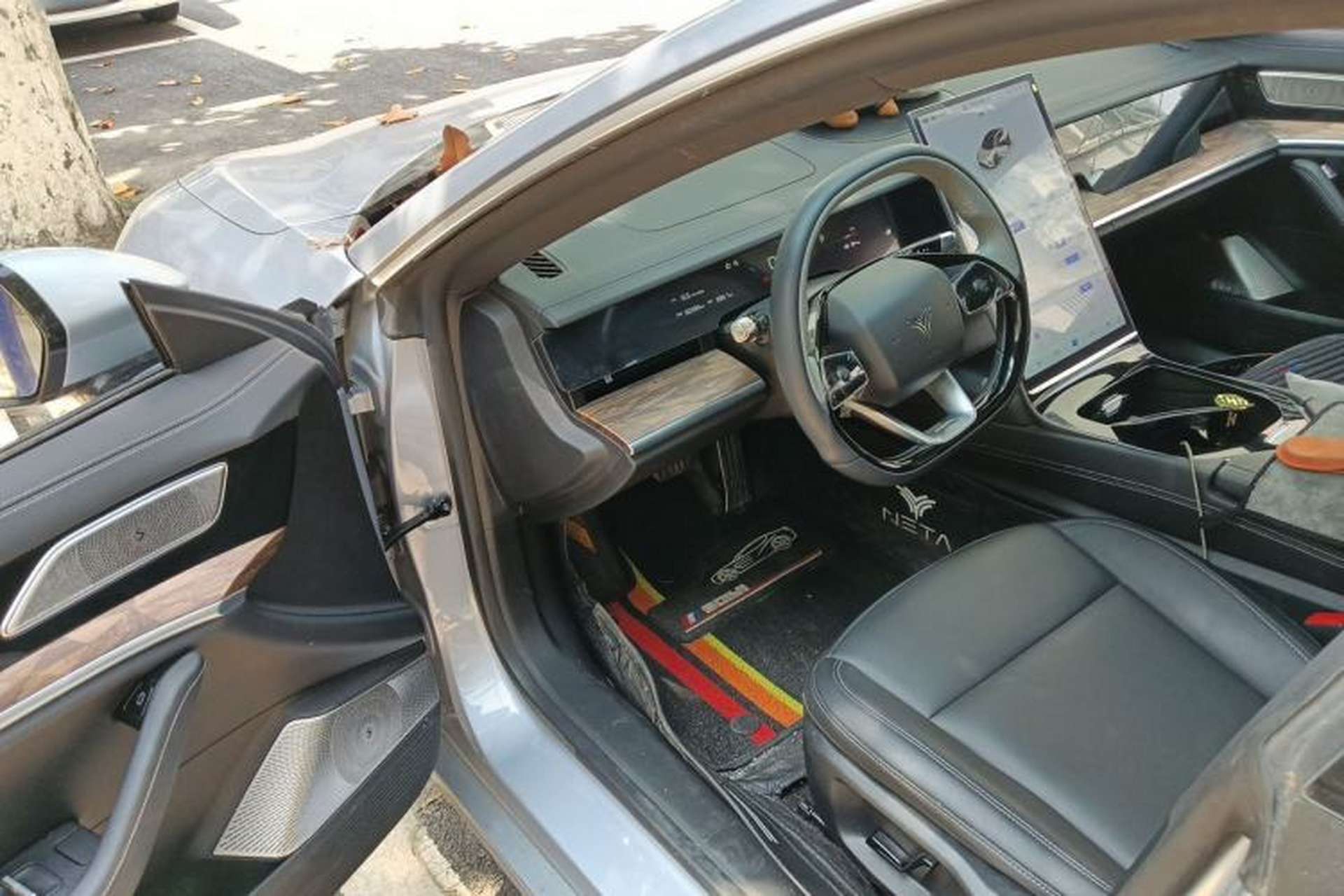 Used NETA S 2023 Pure Electric 520km Rear-Drive Lite Version Driver Seat