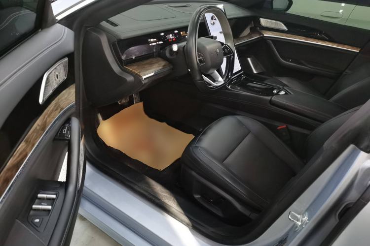 Used NETA S 2023 Pure Electric 520km Rear-Drive Lite Version Driver Seat