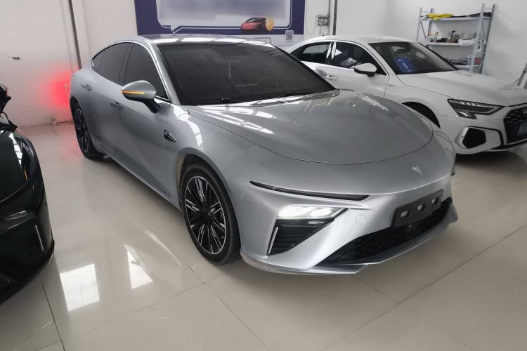 Used NETA S 2023 Pure Electric 520km Rear-Drive Lite Version Front Right 45 Deg