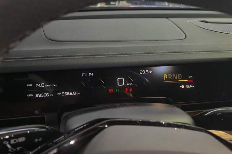 Used NETA S 2023 Pure Electric 520km Rear-Drive Lite Version Instrument Cluster