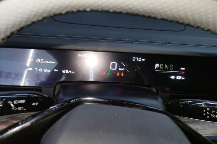 Used NETA S 2023 Pure Electric 520km Rear-Drive Lite Version Instrument Cluster