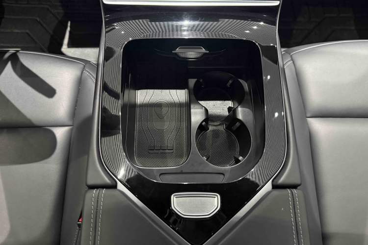 Used NETA S 2023 Pure Electric 520km Rear-Drive Lite Version Interior 9