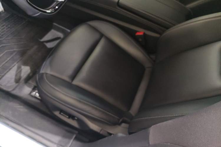Used NETA S 2023 Pure Electric 520km Rear-Drive Lite Version Left Front Seat