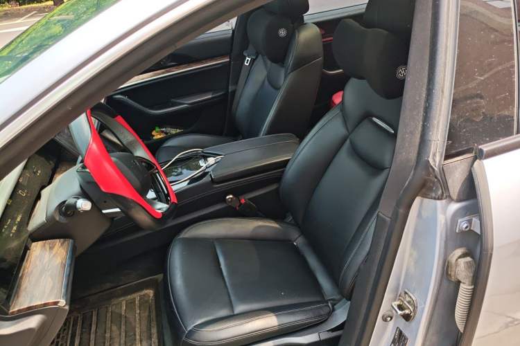 Used NETA S 2023 Pure Electric 520km Rear-Drive Lite Version Left Front Seat