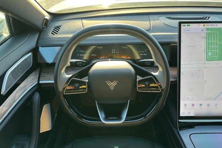 Used NETA S 2023 All-Electric 520 km Range Rear-Drive Version Steering Wheel