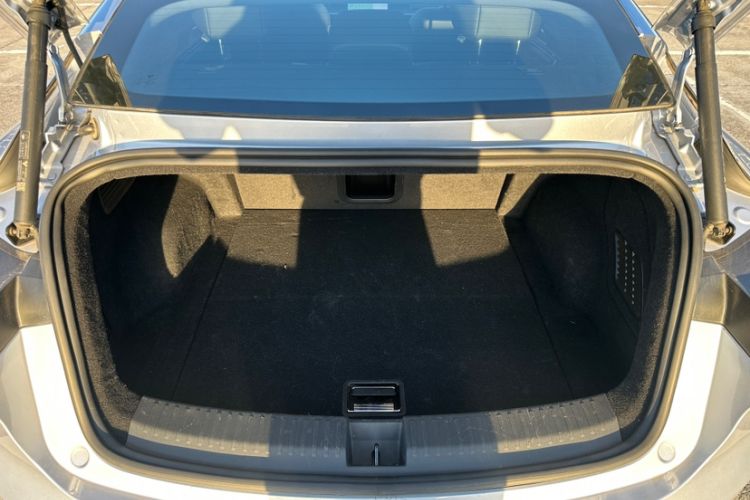 Used NETA S 2023 All-Electric 520 km Range Rear-Drive Version Trunk