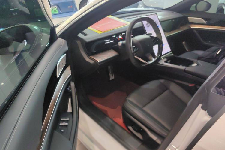 Used NETA S 2023 Pure Electric 520km Rear-Drive Lite Version Driver Seat