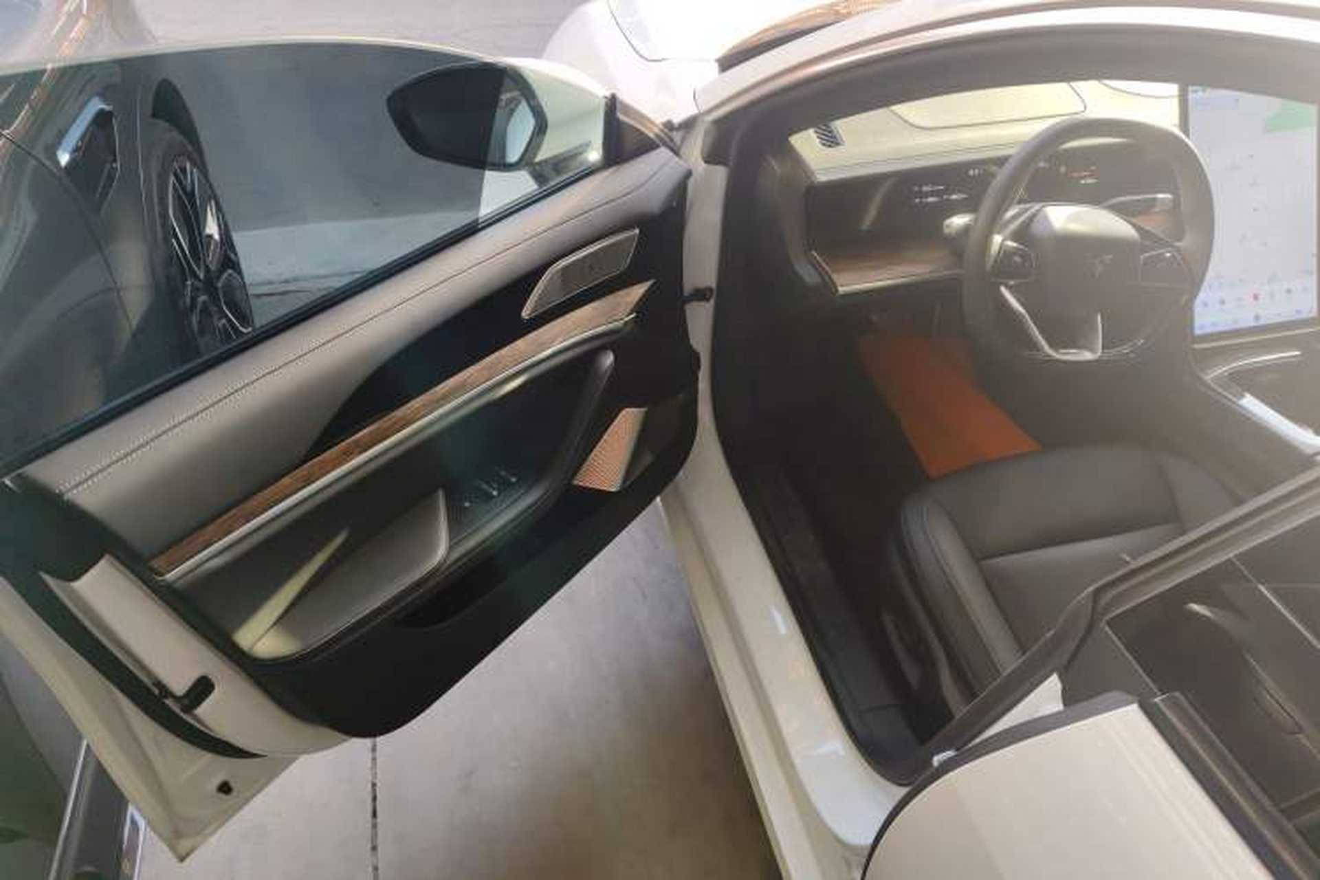 Used NETA S 2023 Pure Electric 520km Rear-Drive Lite Version Driver Seat