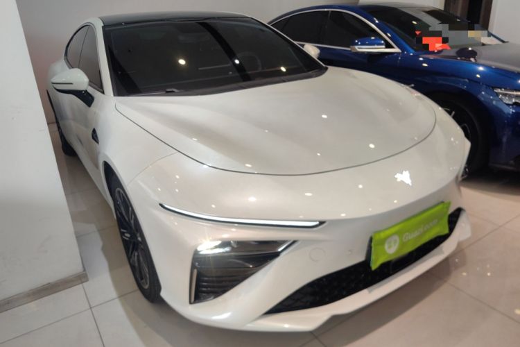 Used NETA S 2023 Pure Electric 520km Rear-Drive Lite Version Front Right 45 Deg