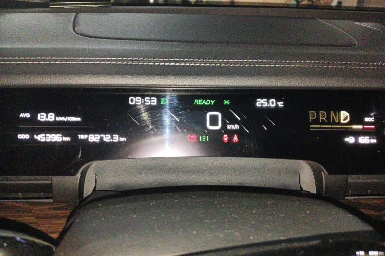 Used NETA S 2023 All-Electric 520 km Range Rear-Drive Version Instrument Cluster