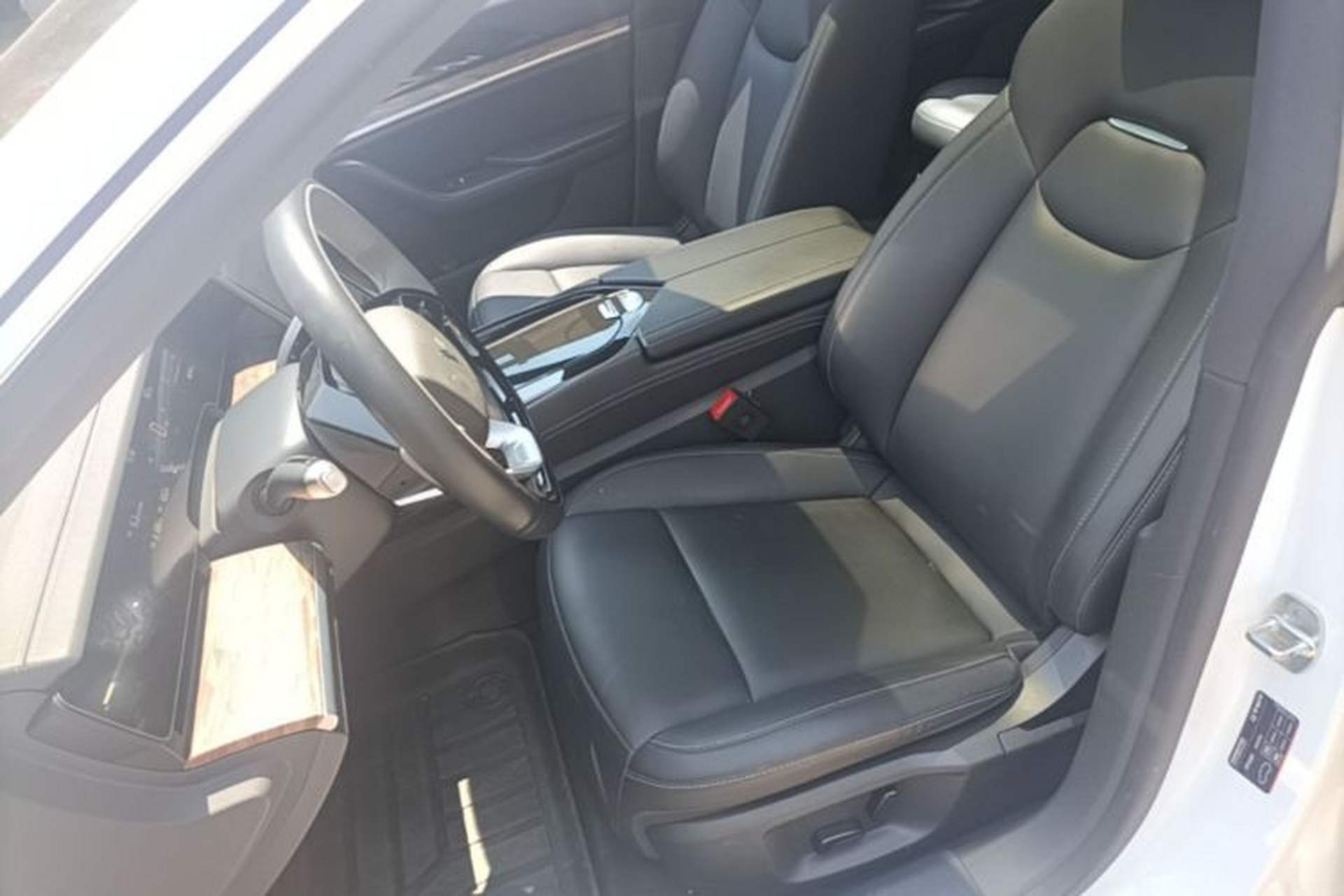 Used NETA S 2023 Pure Electric 520km Rear-Drive Lite Version Left Front Seat