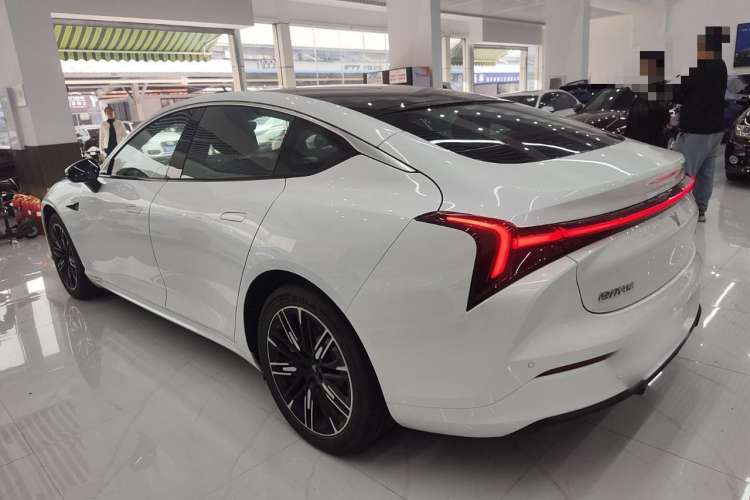 Used NETA S 2023 Pure Electric 520km Rear-Drive Lite Version Left Side
