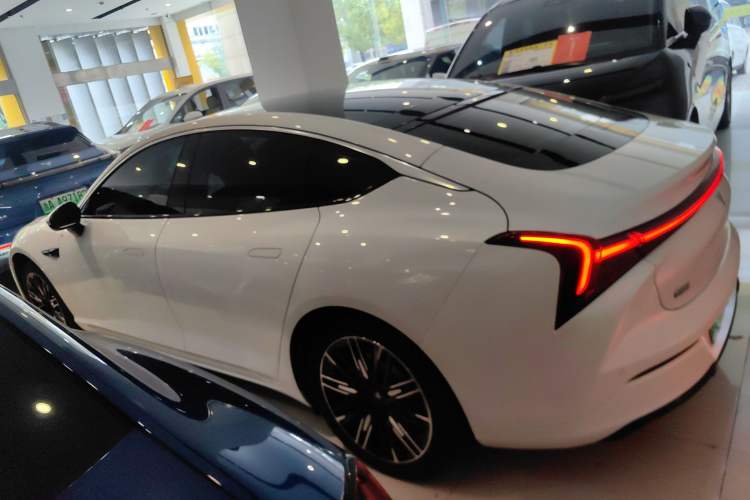 Used NETA S 2023 Pure Electric 520km Rear-Drive Lite Version Left Side