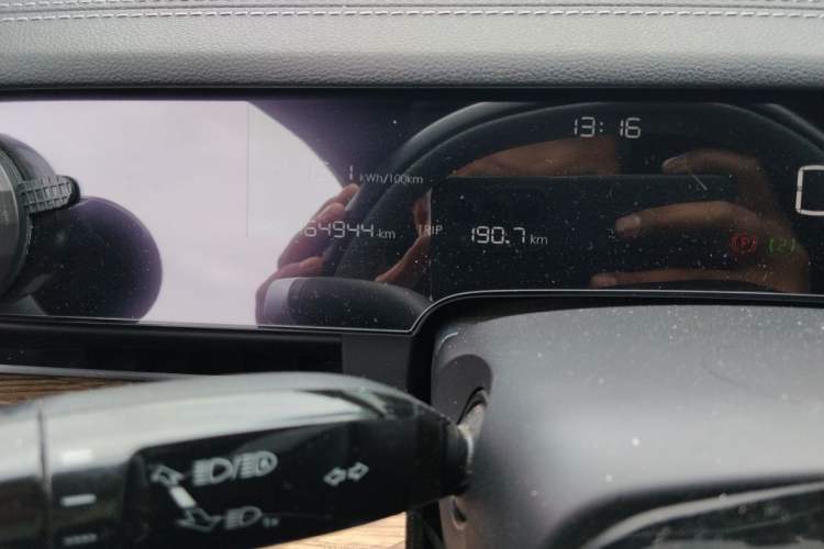 Used NETA S  Odometer Close Up