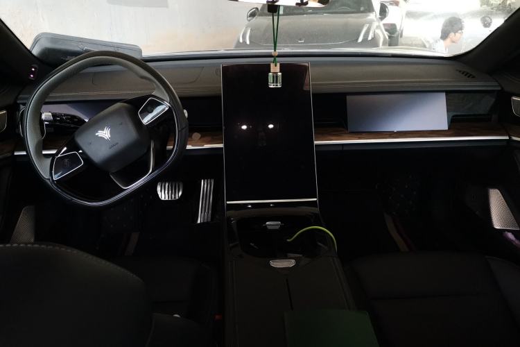 Used NETA S 2024 Extended-Range 1060 Edition Center Console
