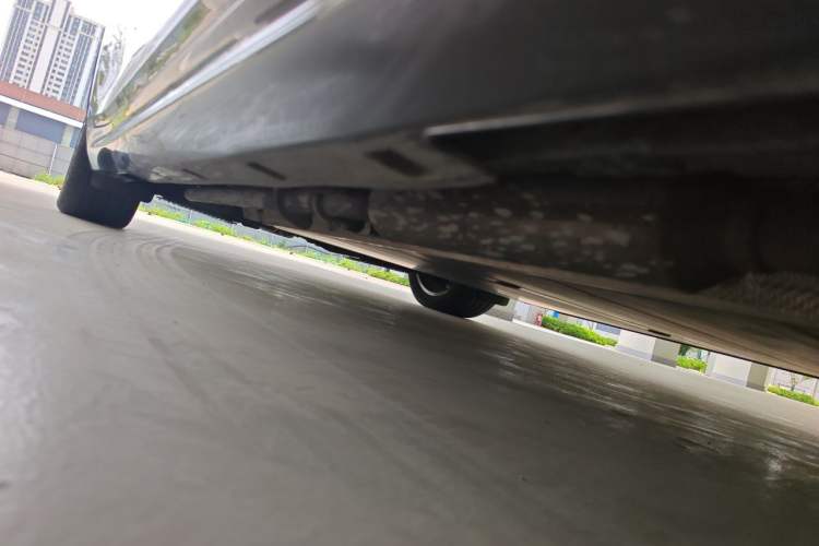 Used NETA S 2024 Range-Extended 1060 Lite Edition Chassis Front Right