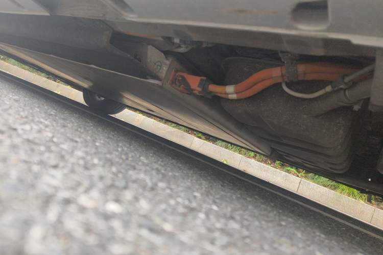 Used NETA S 2024 Extended-Range 1060 Edition Chassis Front Right