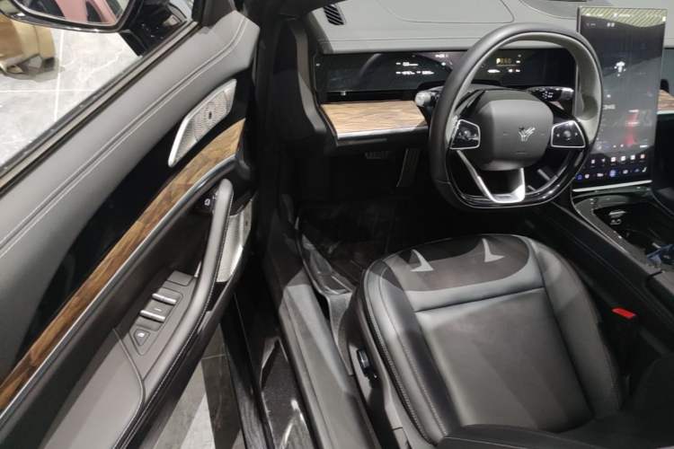 Used NETA S 2024 Range-Extended 1060 Lite Edition Driver Seat