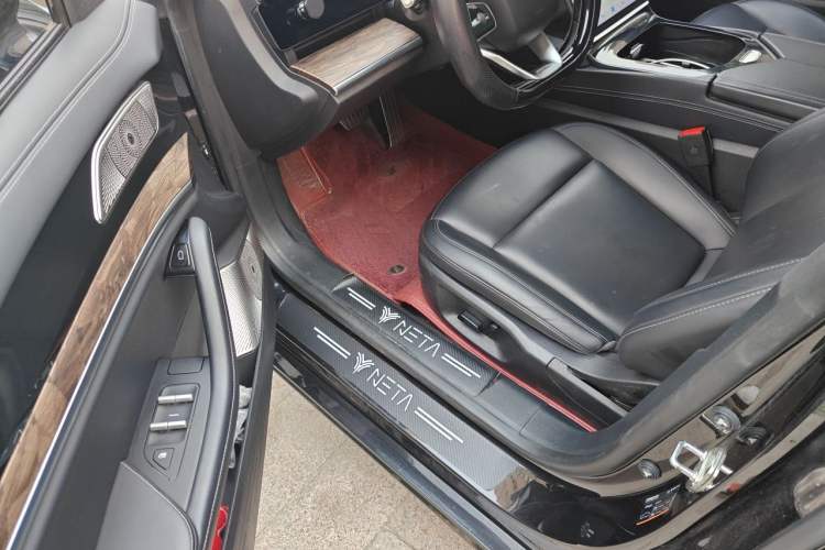 Used NETA S 2024 Pure Electric 520km Rear-Drive Lite Version Driver Seat